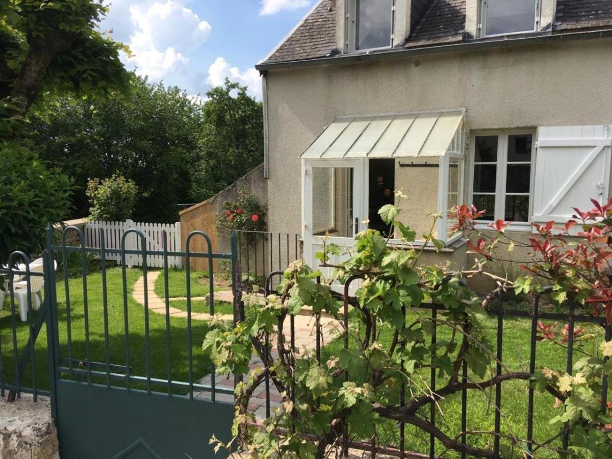 L' Huis-Au-Tilleul Quarré-les-Tombes Eksteriør billede